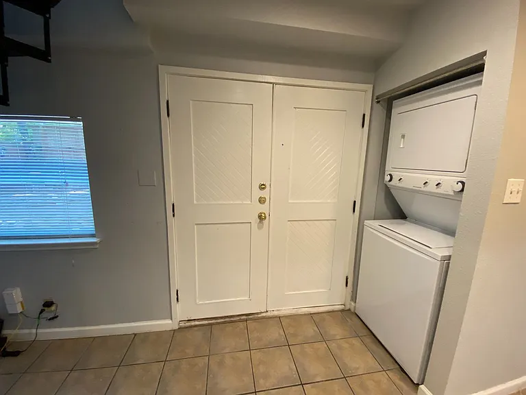 2830 San Gabriel Street — Photo 17