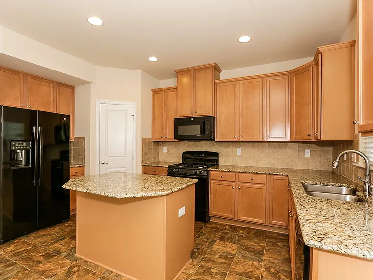 1291 Farm Branch Dr SW — Photo 5