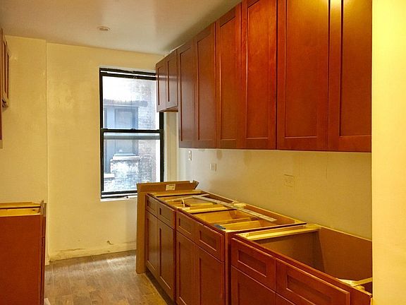4th image of 436 Fort Washington Ave APT 3E