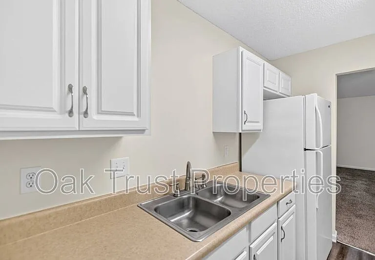 7939 Vermont Rd — Photo 12