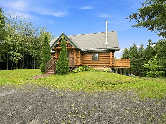 2nd image of 92 Emily Ct