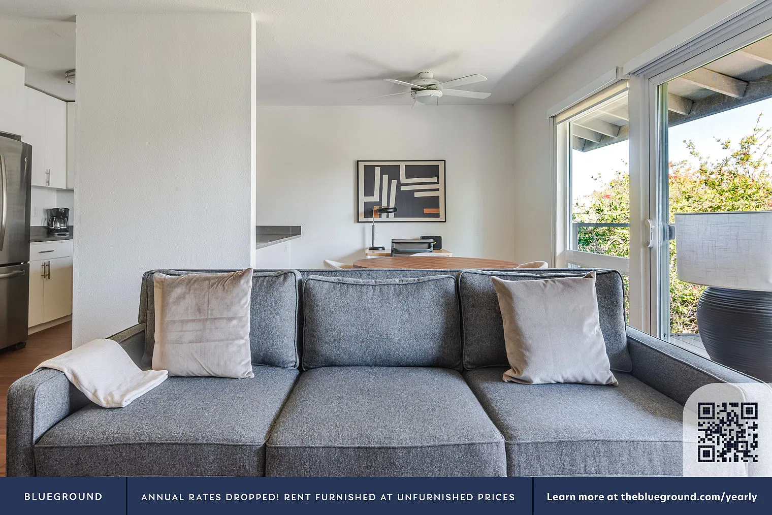 2 bed, 2.0 bath, 960 sqft, $6,120 — Photo 2
