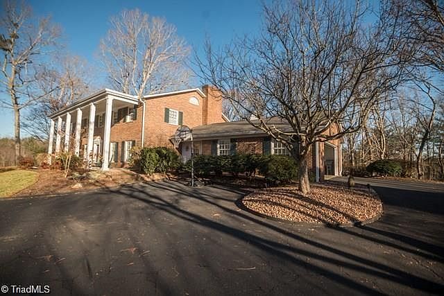 1st image of 809 Coffey Ave