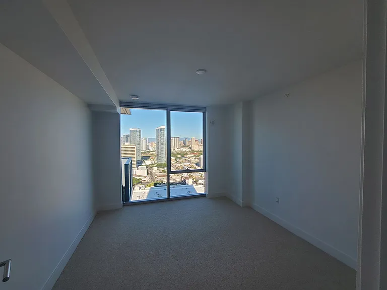 629 Keeaumoku St #2706 — Photo 5