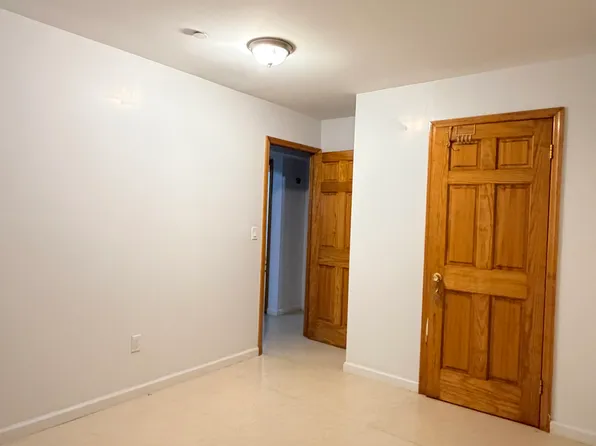 (undisclosed Address), College Pt, NY 11356