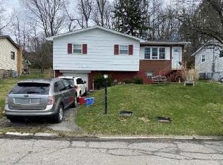 104 Dana Lynn Dr, Wintersville, OH