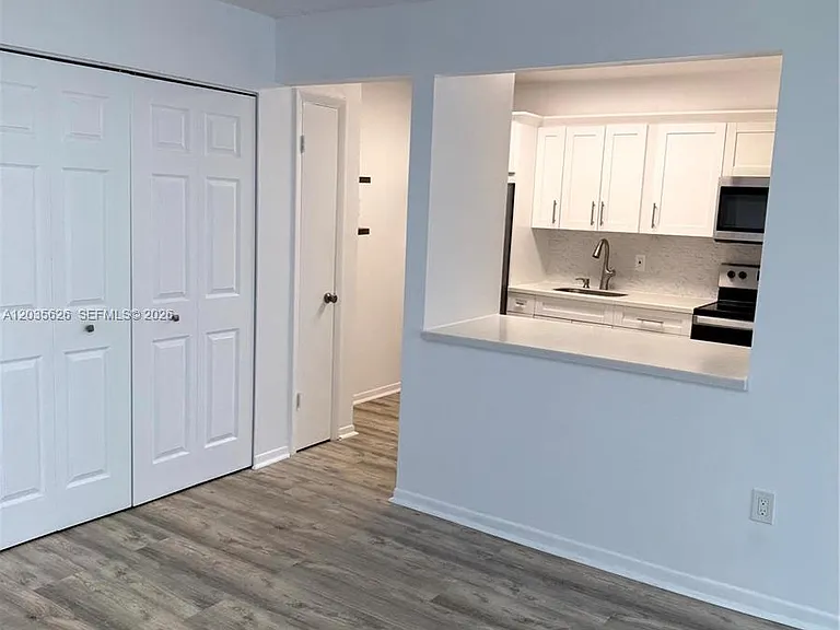 802 NW 87th Ave #321 — Photo 11