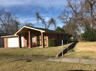 605 Coffee St, Port Gibson, MS 39150