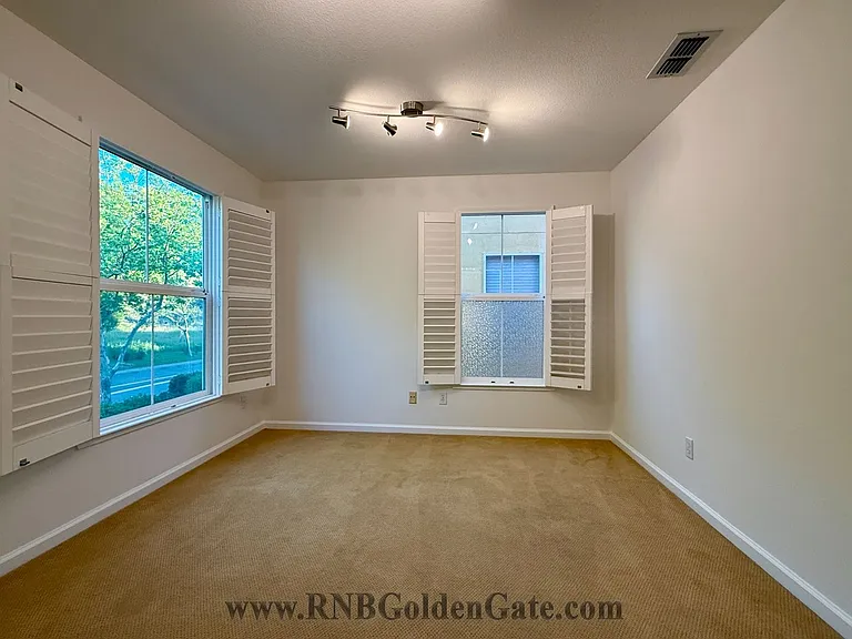42 Arnold Dr — Photo 18