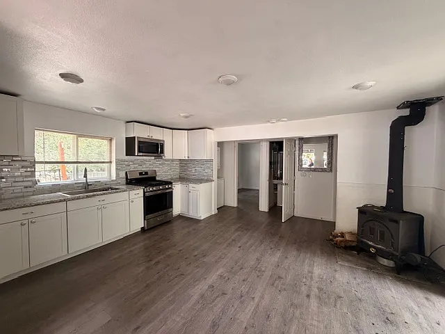 9387 Quercus Ln — Photo 1