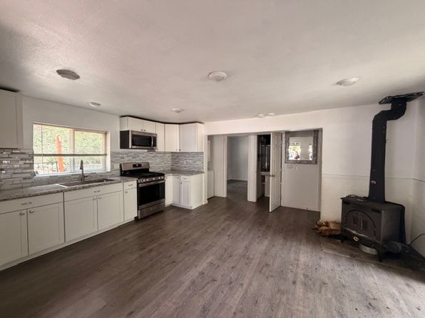9387 Quercus Ln