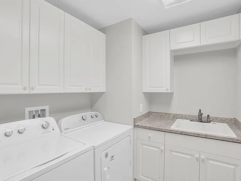 265 Indies Way #1-1404-1404 — Photo 18