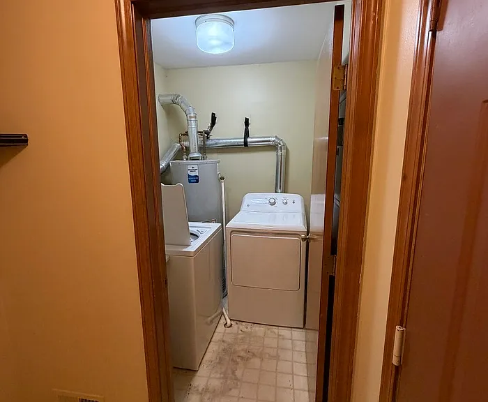 15246 Ashley Ct — Photo 12