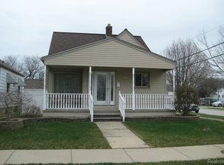 7657 Huron St, Taylor, MI 48180
