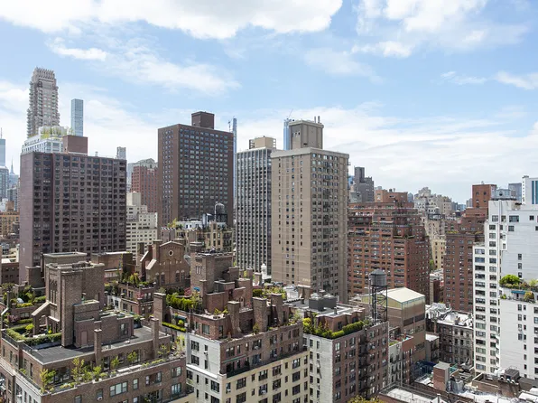 255 East 74th Street image 1 of 14