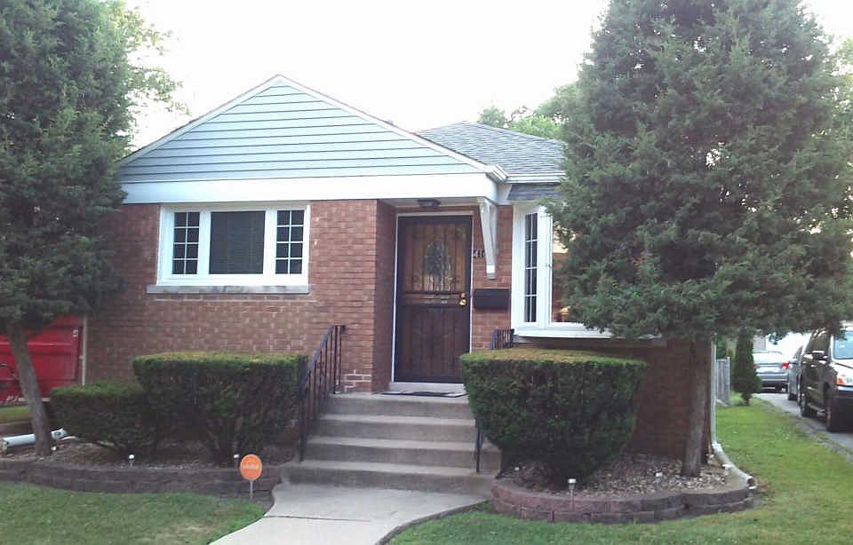 1st image of 410 Bohland Ave
