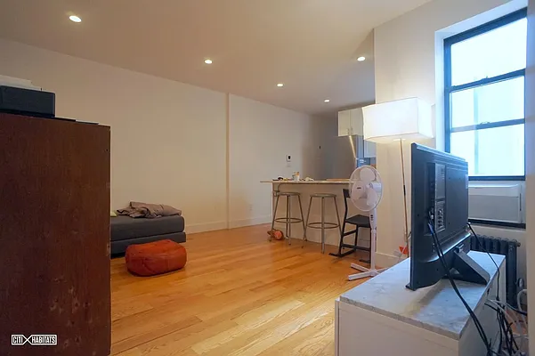 Rented by Citi Habitats | media 5