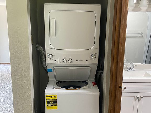 5th image of 3508 S Iowa Ave Unit A