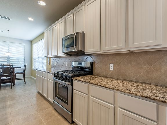 4th image of 3228 Serenity Dr