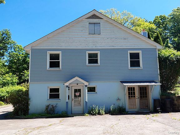 3rd image of 27 Hillside Drive