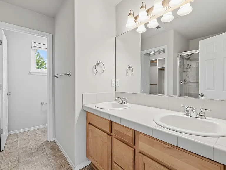 4236 Azalea Ave SE — Photo 11