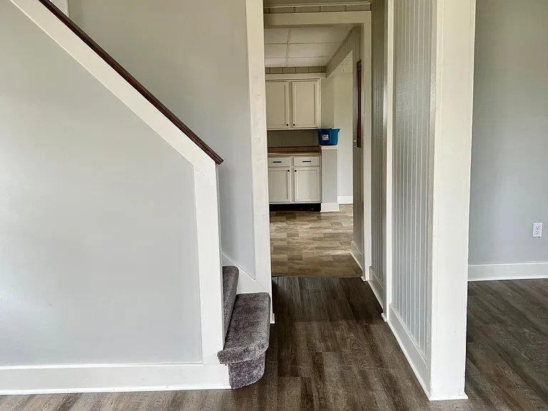 403 S McKinley Ave — Photo 4