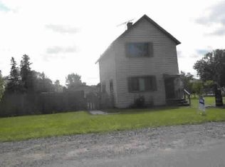 1612 4th St E, Ashland, WI 54806