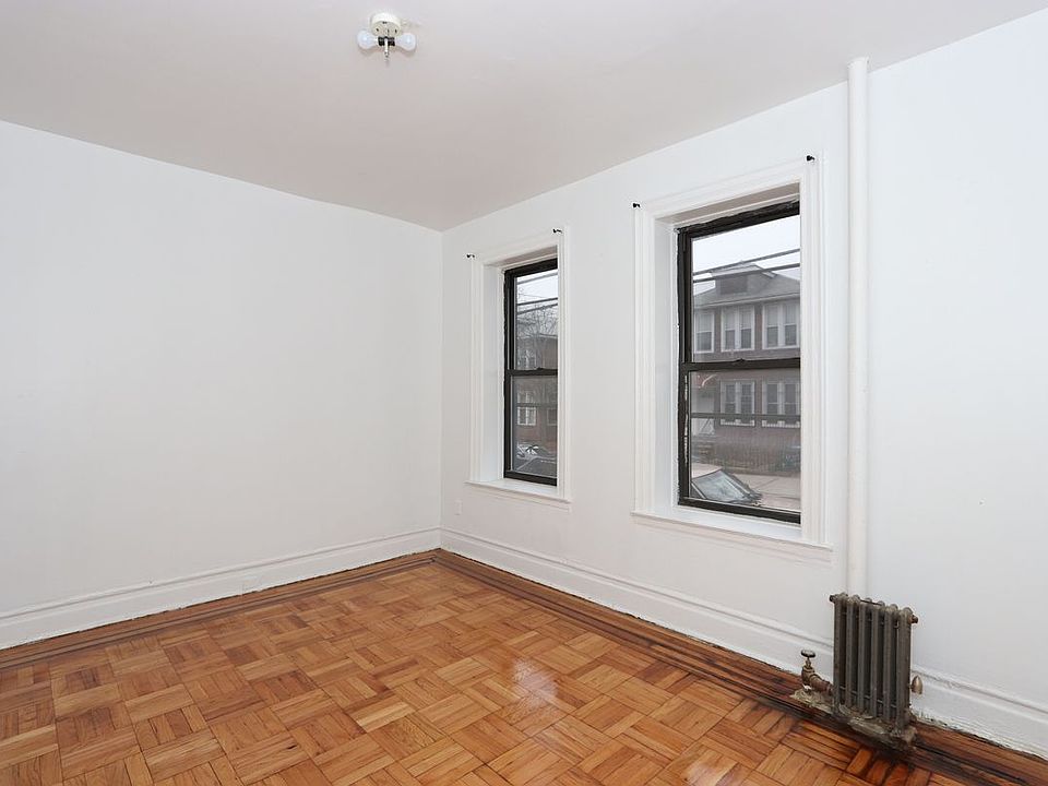 1st image of 915 43rd St APT A2