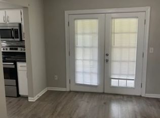 939 Highland Dr, Hinesville, GA 31313