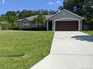 1542 SW Hextel Ave, Port Saint Lucie, FL 34953
