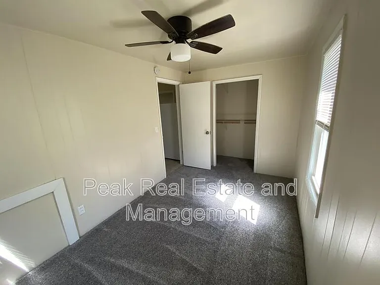 316 Maplelawn St SE — Photo 8