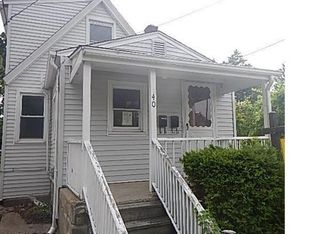 40 Cape Ann Ct, New London, CT 06320