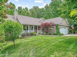 182 Canterbury Dr #114, Crossville, TN 38558