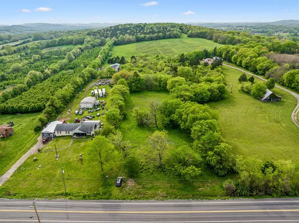 8035 Horton Hwy, Arrington, TN 37014