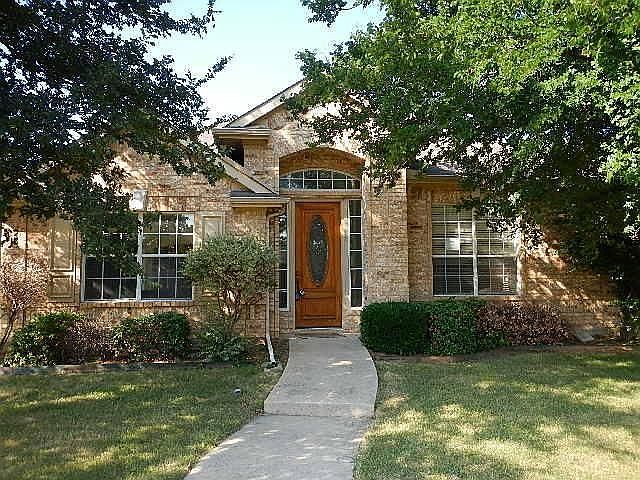 1st image of 1728 Garrett Dr