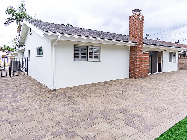 12045 Los Reyes Ave — Photo 21