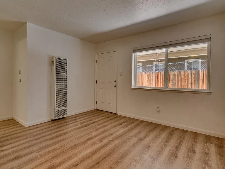 3640 Pioneer Trl #D — Photo 1