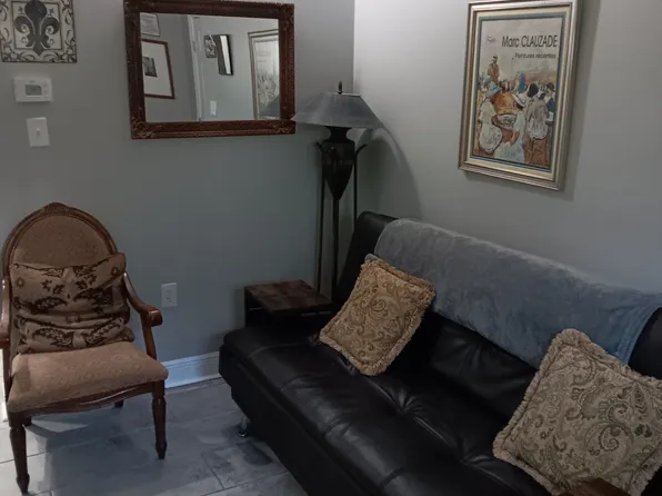 1110 Saint Anthony St, New Orleans, LA