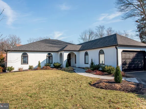 3693 Marc Ln, Huntingdon Valley, PA 19006