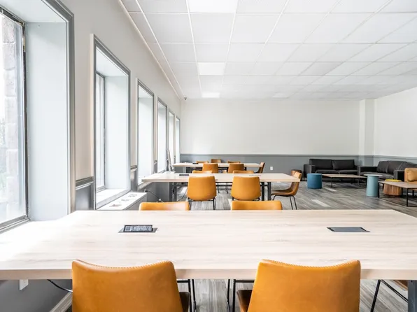 1990 Lexington Avenue image 5 of 9