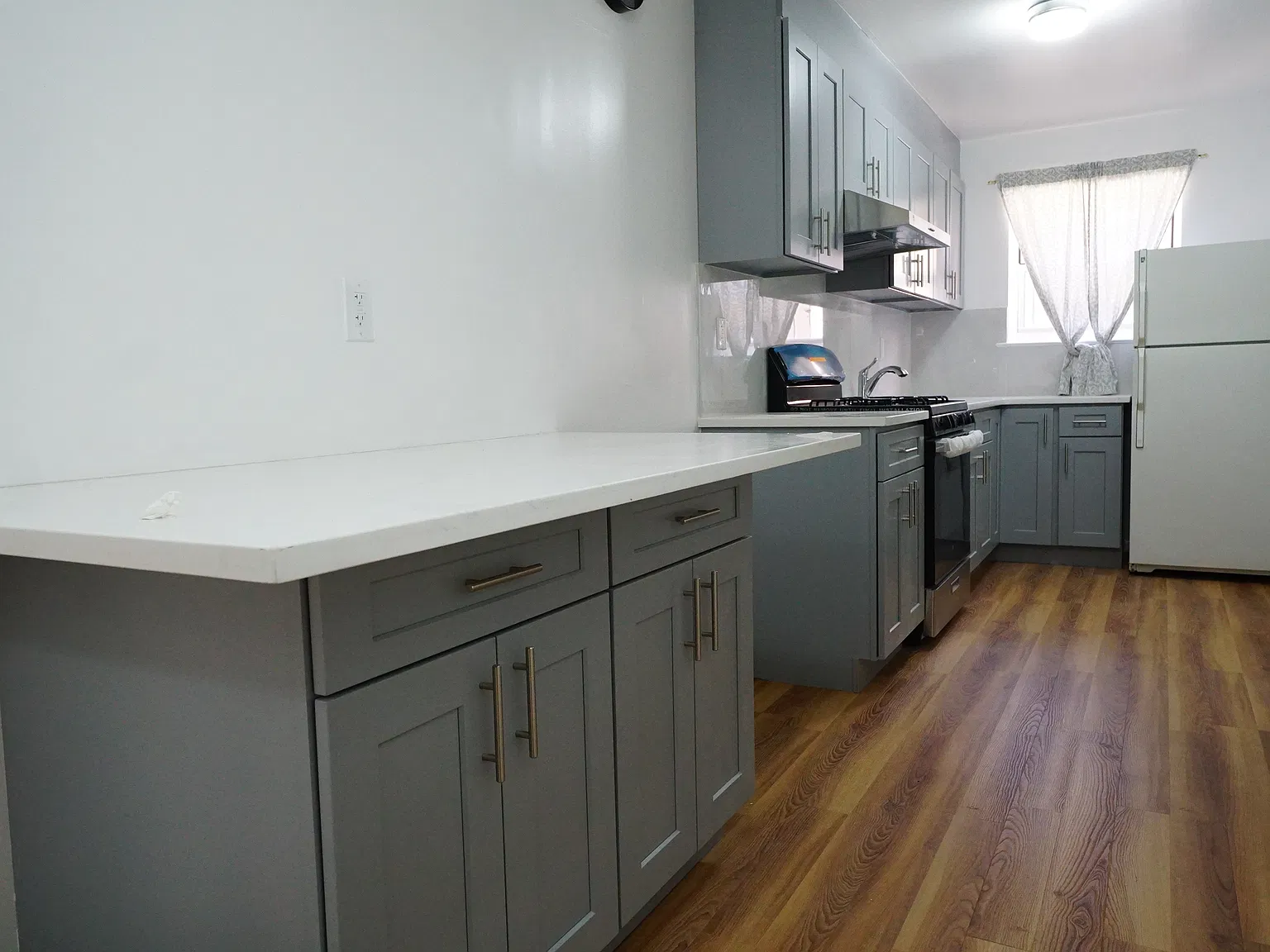 52-11 Seabury Street — Photo 4