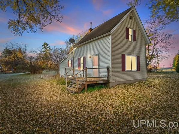 W5545 4th St, Hermansville, MI 49847