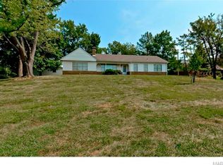 10531 Kennerly Rd, Saint Louis, MO 63128