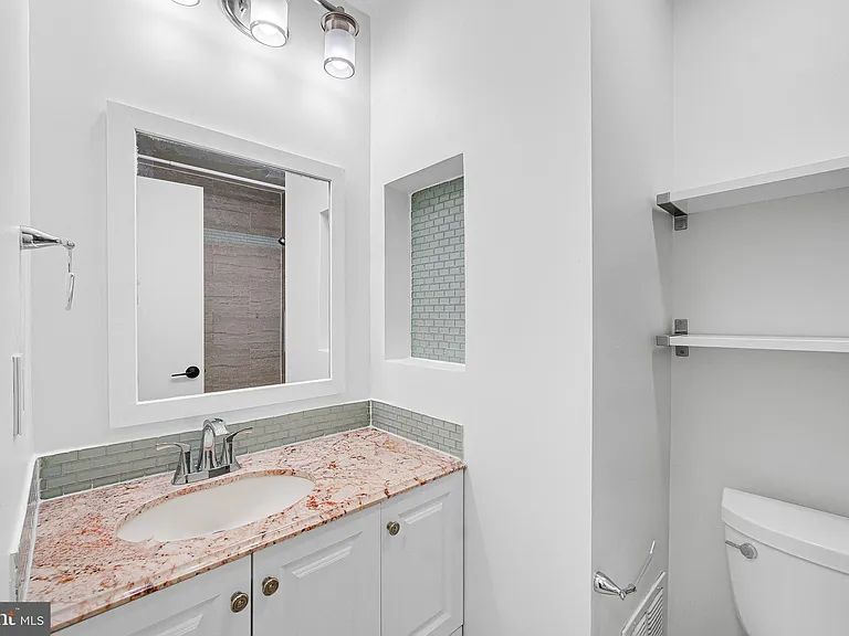 17515 Sabrina Ter — Photo 25