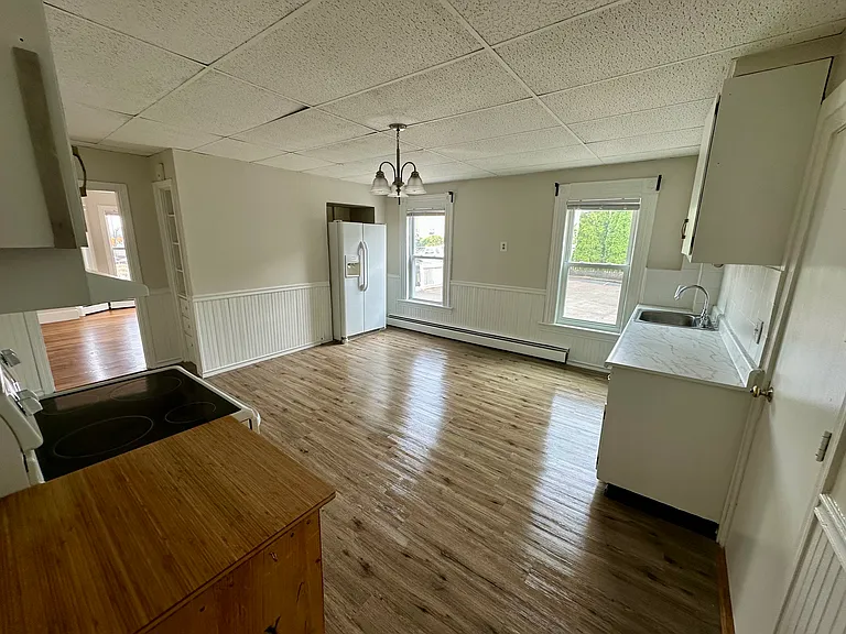 24 Malvern St #1 — Photo 13