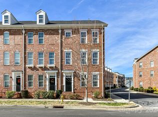 2237 Silver Crescent Dr, Charlotte, NC 28273