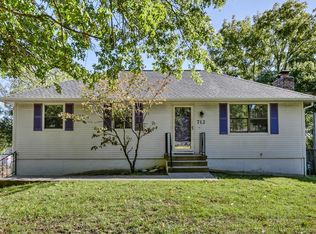 712 SW 24th St, Blue Springs, MO 64015
