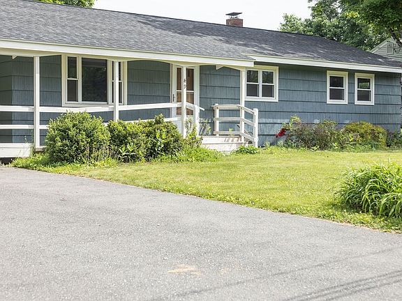 3rd image of 49 Harlow Dr