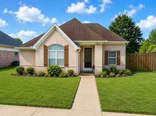 8833 Macon Rd, Cordova, TN 38018