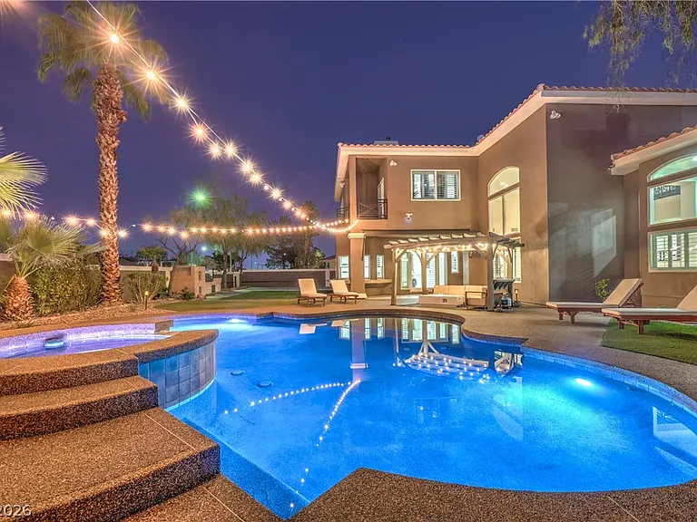 7520 Captains Harbor Dr — Photo 15